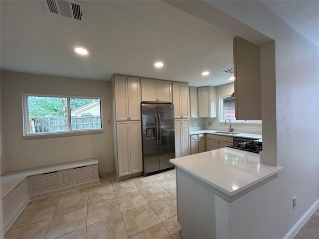 7761 High Village Drive, Houston, TX 77095