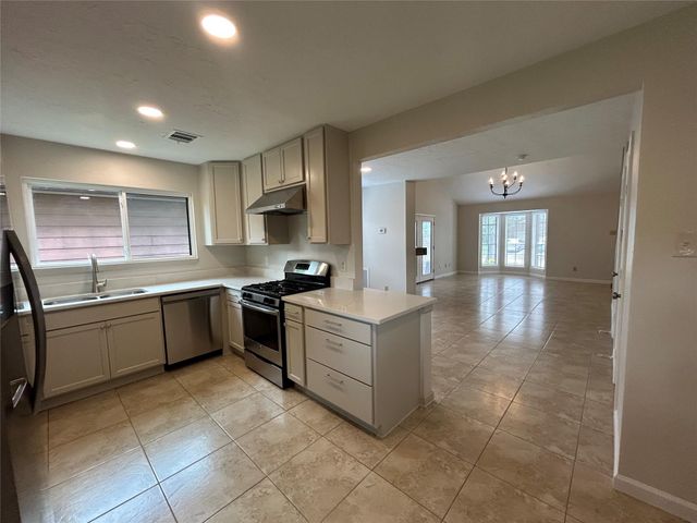 7761 High Village Drive, Houston, TX 77095