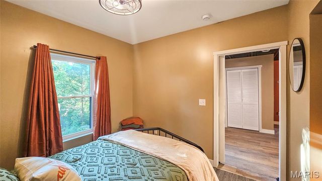 145 Eagle Ridge Lane, Winfield, MO 63389