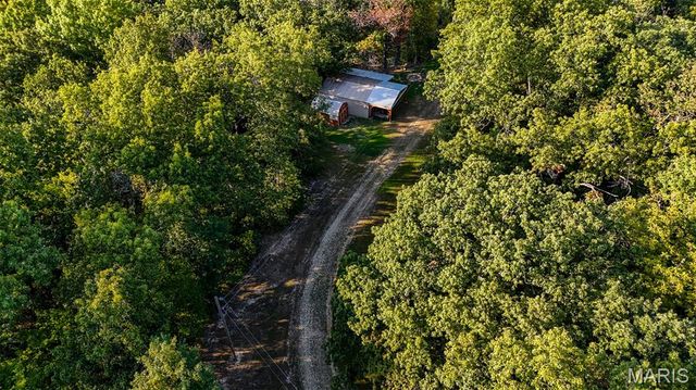 145 Eagle Ridge Lane, Winfield, MO 63389