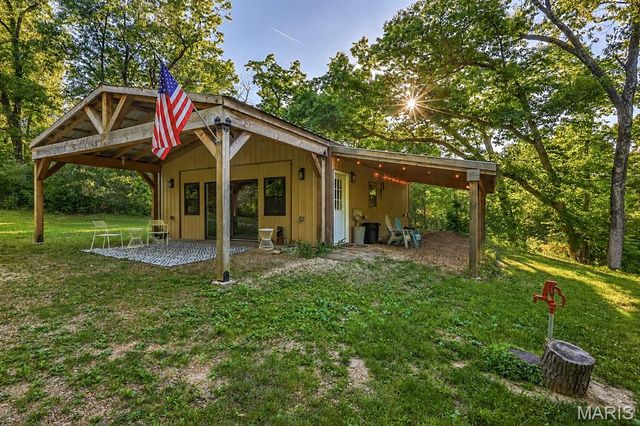 145 Eagle Ridge Lane, Winfield, MO 63389