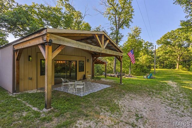 145 Eagle Ridge Lane, Winfield, MO 63389