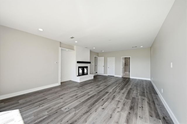 703 Montclair Boulevard, Sugar Land, TX 77478