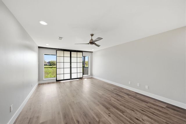 703 Montclair Boulevard, Sugar Land, TX 77478