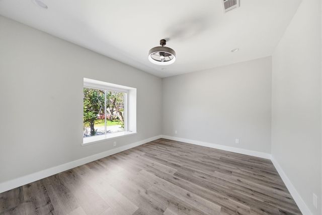 703 Montclair Boulevard, Sugar Land, TX 77478