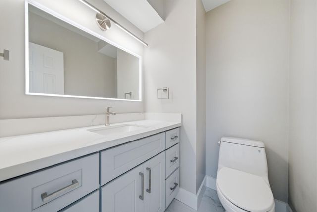 703 Montclair Boulevard, Sugar Land, TX 77478