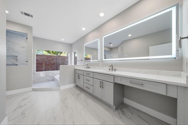 703 Montclair Boulevard, Sugar Land, TX 77478