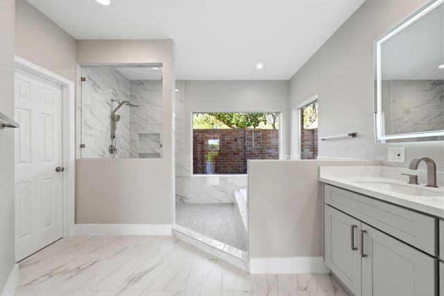 703 Montclair Boulevard, Sugar Land, TX 77478