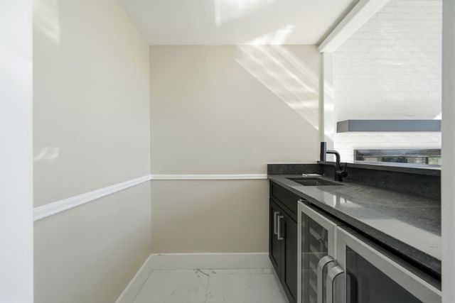 703 Montclair Boulevard, Sugar Land, TX 77478