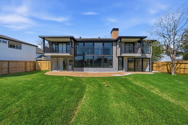 703 Montclair Boulevard, Sugar Land, TX 77478