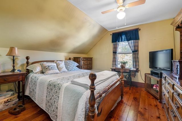 22 Anderson Ave, Worcester, MA 01604