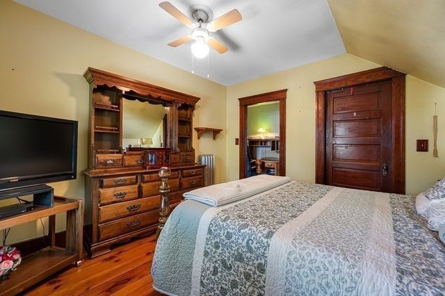 22 Anderson Ave, Worcester, MA 01604