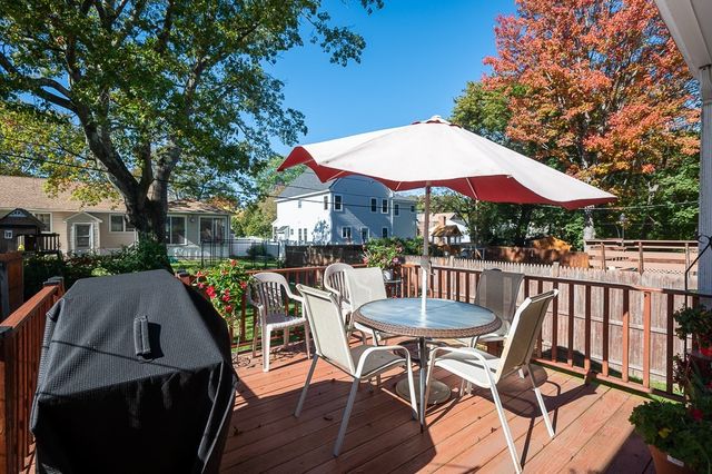 22 Anderson Ave, Worcester, MA 01604