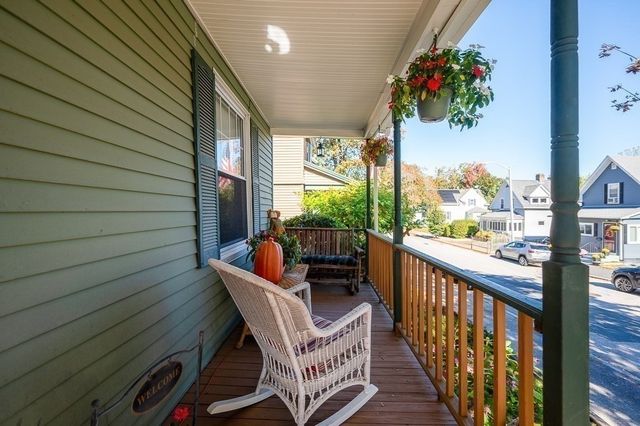 22 Anderson Ave, Worcester, MA 01604