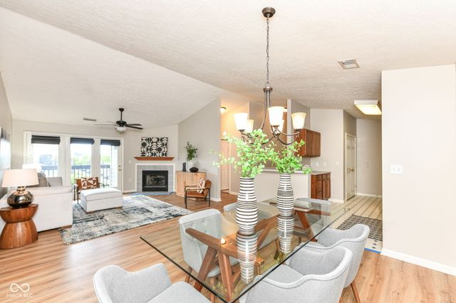 211 Faulkner Court 207, Carmel, IN 46032