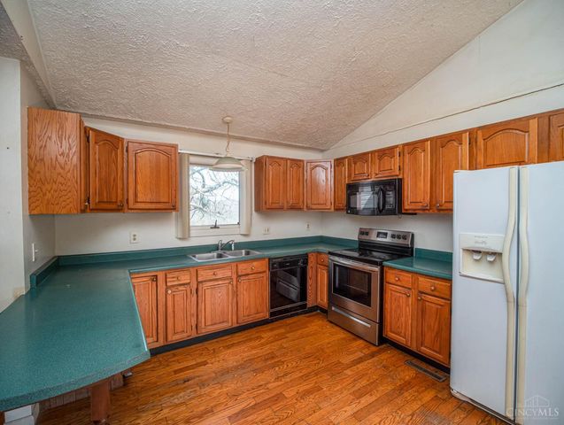 105 Belfast Pike, Hillsboro, OH 45133