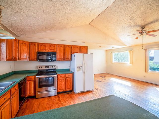 105 Belfast Pike, Hillsboro, OH 45133