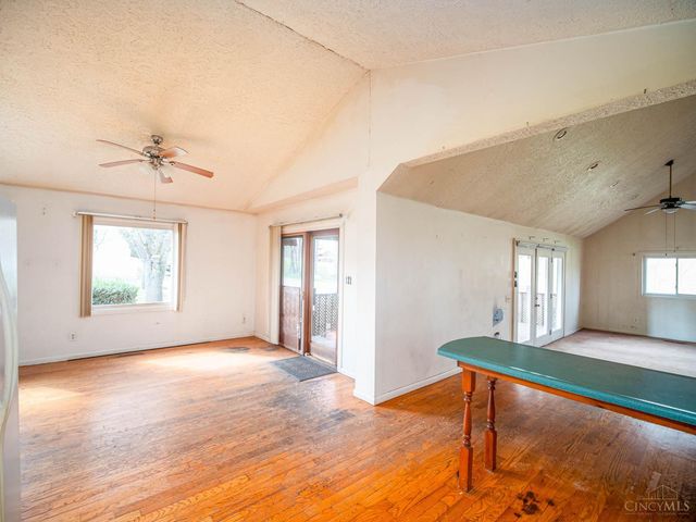 105 Belfast Pike, Hillsboro, OH 45133