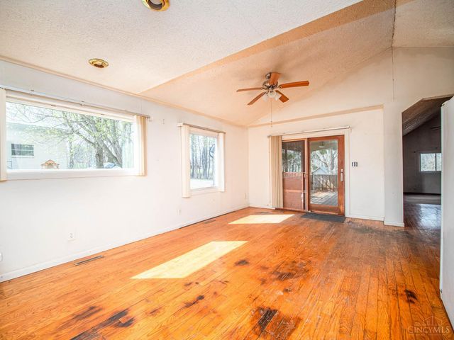 105 Belfast Pike, Hillsboro, OH 45133