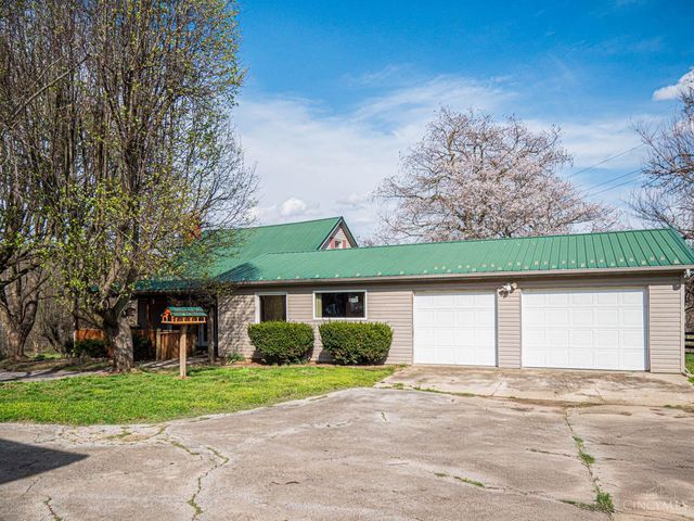 105 Belfast Pike, Hillsboro, OH 45133