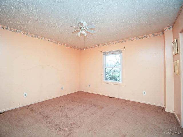 105 Belfast Pike, Hillsboro, OH 45133