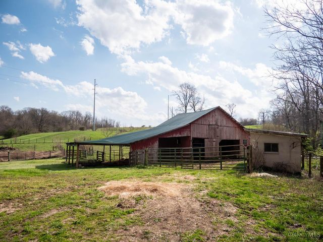 105 Belfast Pike, Hillsboro, OH 45133