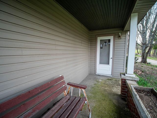 105 Belfast Pike, Hillsboro, OH 45133