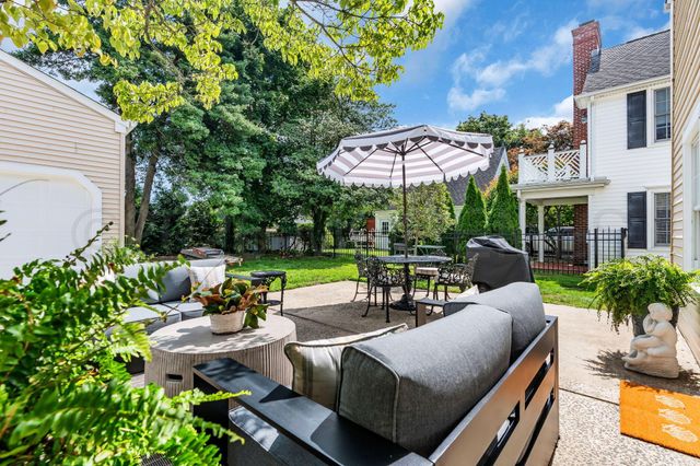 204 Monroe Avenue, Spring Lake, NJ 07762
