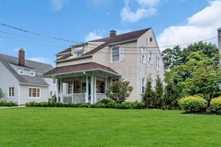 204 Monroe Avenue, Spring Lake, NJ 07762