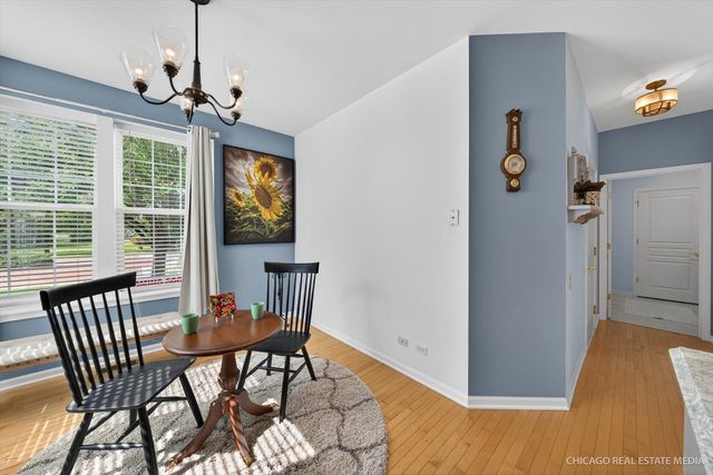 4001 Whitehall Lane, Algonquin, IL 60102