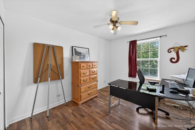 4001 Whitehall Lane, Algonquin, IL 60102