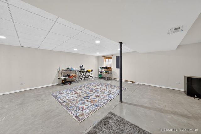 4001 Whitehall Lane, Algonquin, IL 60102