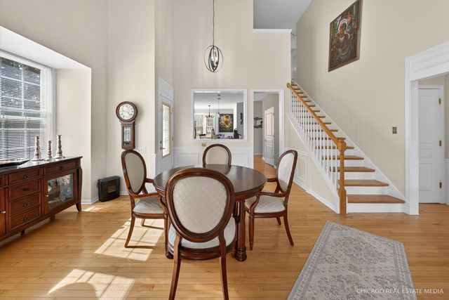 4001 Whitehall Lane, Algonquin, IL 60102