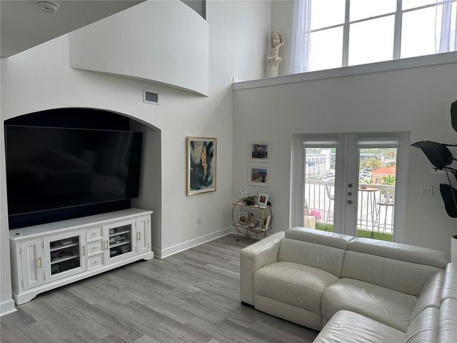 808 3RD AVENUE W 701, Bradenton, FL 34205