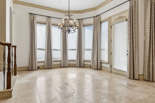 6900 King Charles Court, Colleyville, TX 76034