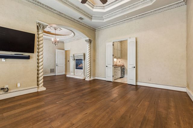 6900 King Charles Court, Colleyville, TX 76034