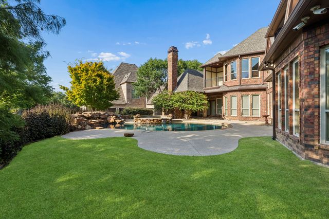 6900 King Charles Court, Colleyville, TX 76034