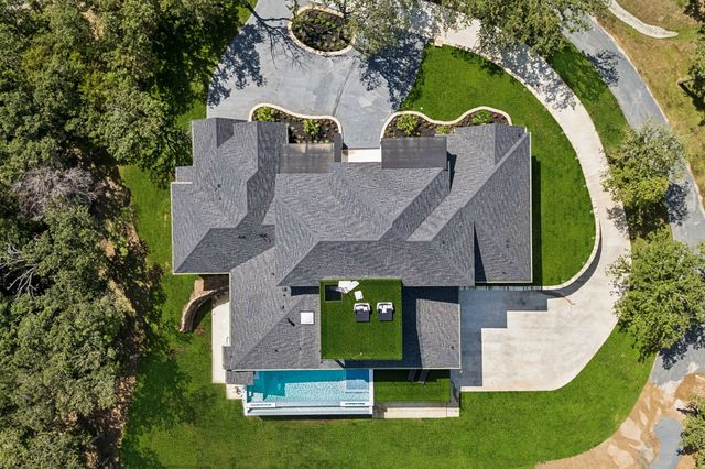 6900 King Charles Court, Colleyville, TX 76034