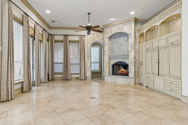 6900 King Charles Court, Colleyville, TX 76034
