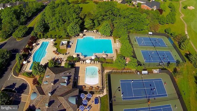 43312 CRYSTAL LAKE ST, Leesburg, VA 20176