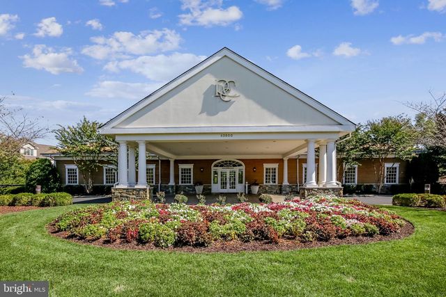 43312 CRYSTAL LAKE ST, Leesburg, VA 20176