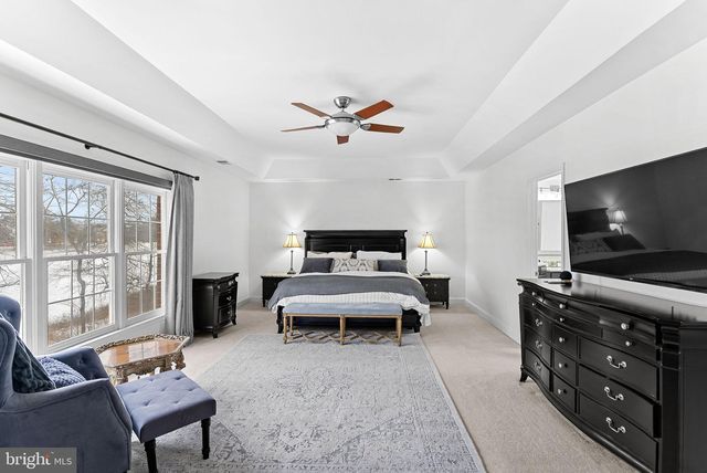 43312 CRYSTAL LAKE ST, Leesburg, VA 20176