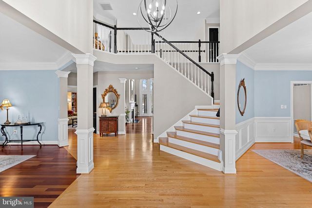 43312 CRYSTAL LAKE ST, Leesburg, VA 20176