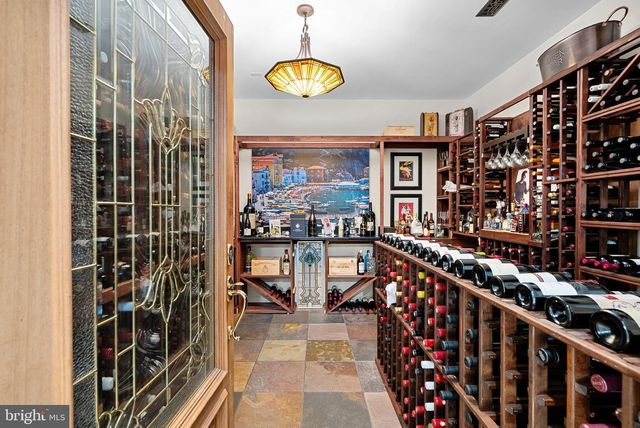 43312 CRYSTAL LAKE ST, Leesburg, VA 20176