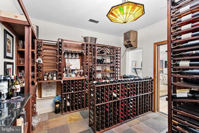 43312 CRYSTAL LAKE ST, Leesburg, VA 20176