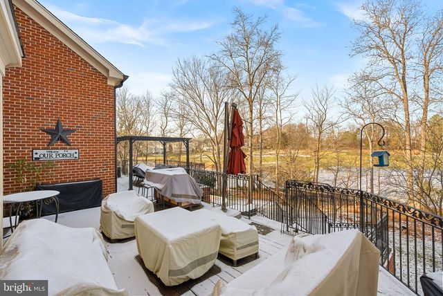 43312 CRYSTAL LAKE ST, Leesburg, VA 20176