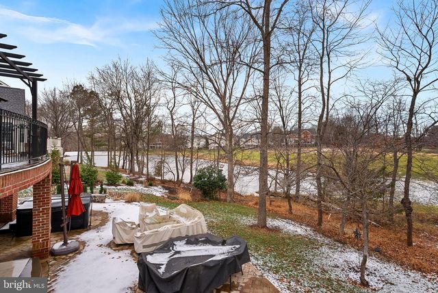 43312 CRYSTAL LAKE ST, Leesburg, VA 20176