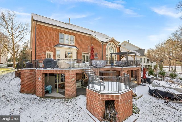 43312 CRYSTAL LAKE ST, Leesburg, VA 20176