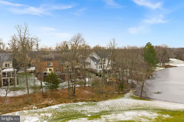 43312 CRYSTAL LAKE ST, Leesburg, VA 20176