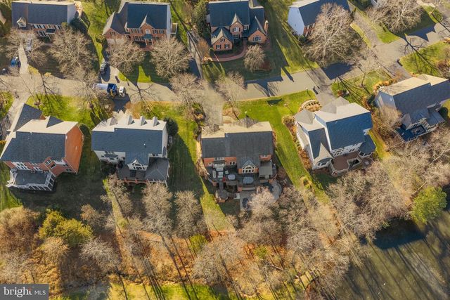 43312 CRYSTAL LAKE ST, Leesburg, VA 20176